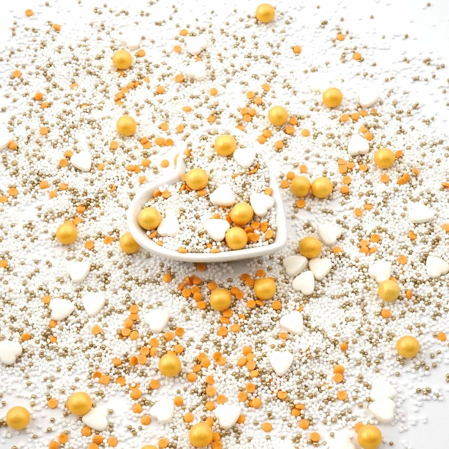 Streusel Glück, Sprinkles con corazones blancos y bolas doradas, 40 gramos Sprinkles Naty Shop