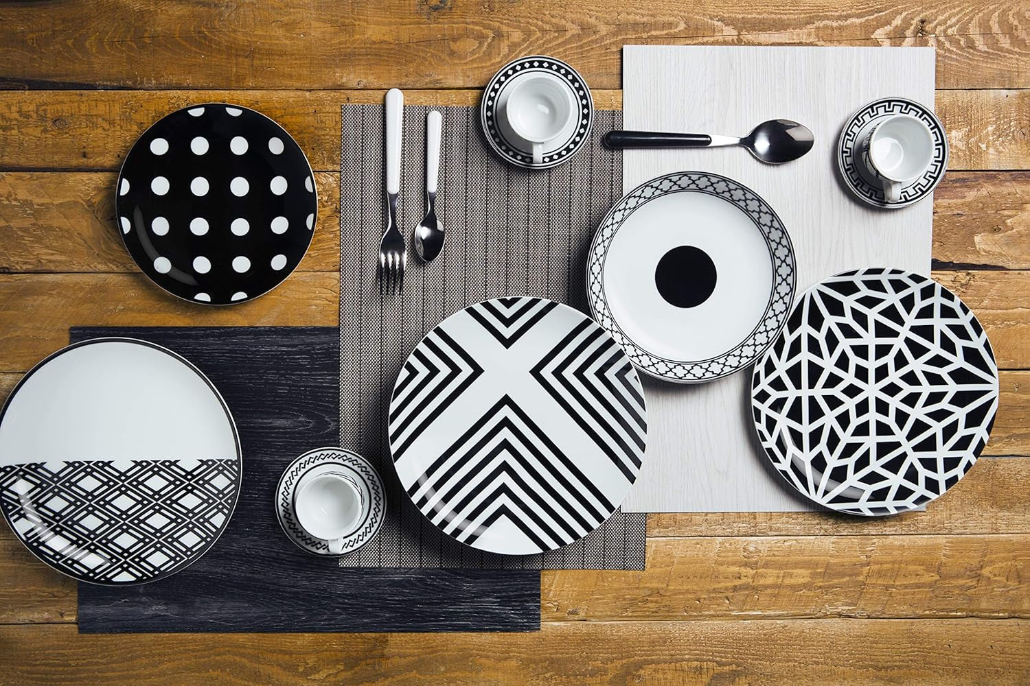 Excelsa Emily vajilla de porcelana, blanco/negro, 18 piezas