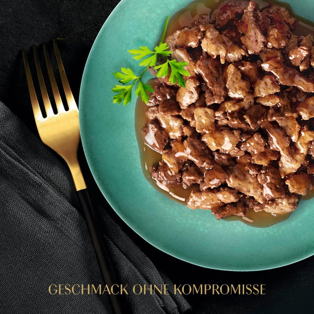 Comida húmeda para gatos Sheba Selection en bolsitas porcionadas con pollo y ternera en salsa 28x85g