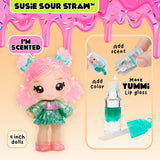 Yummiland Muñeca de brillo labial – Susie Sour Straw – Incluye kit de brillo labial DIY, apto para mayores de 4 años, Serie 2