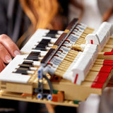 Piano de cola de concierto LEGO Ideas (21323); Conjunto de construcción; Tu propio piano de concierto; Gran proyecto de modelado para pianistas, músicos, amantes de la música o aficionados con talento (3662 piezas) Juegos de construcción Besuche den LEGO-Store