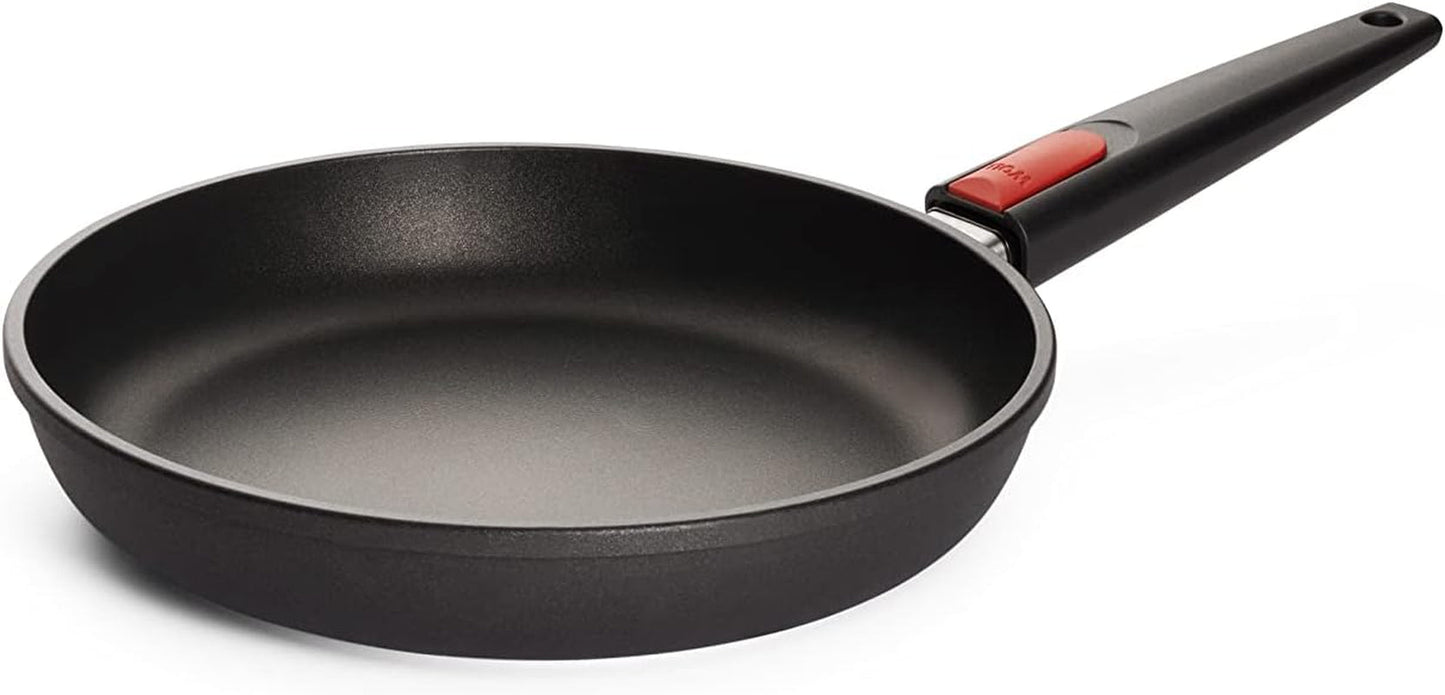 Sartén Woll Nowo Titanium - Inducción, 5 Cm de altura, mango extraíble - para todo tipo de placas, Aluminio fundido, revestimiento antiadherente Ollas y Sartenes Naty Shop 26 Cm