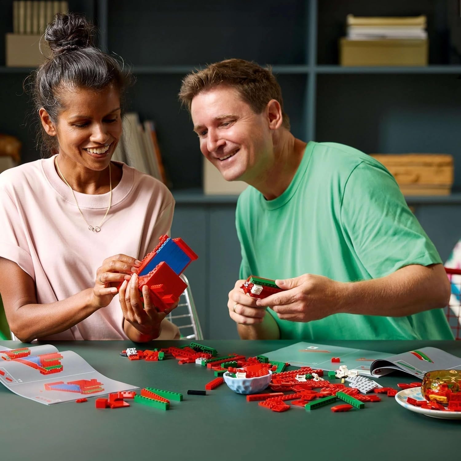LEGO Art Love Set de construcción para adultos Decoración del hogar Regalo de San Valentín y Día de la Madre para mujeres y hombres Actividad creativa para amantes del arte y el diseño 31214 Juegos de construcción Besuche den LEGO-Store
