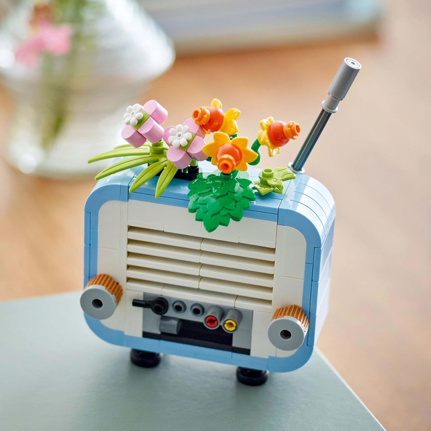 LEGO Creator Tocadiscos 3 en 1 con flores - Juguete convertible en radio o micrófono - Juguetes musicales para niños - Idea de regalo creativa para niñas y niños a partir de 8 años 31172 Juegos de construcción Besuche den LEGO-Store