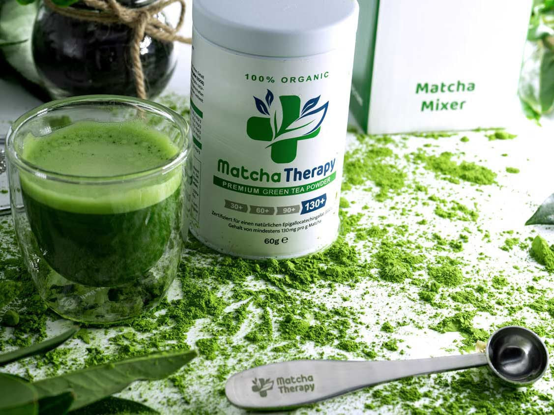 Terapia Matcha 30+ | Té Matcha orgánico en polvo | 60 gramos | Con un contenido comprobado de al menos 30 mg/g de catequina EGCG | Apoya el sistema inmunológico y los niveles de energía | Calidad Ceremonial | Té verde de Japón