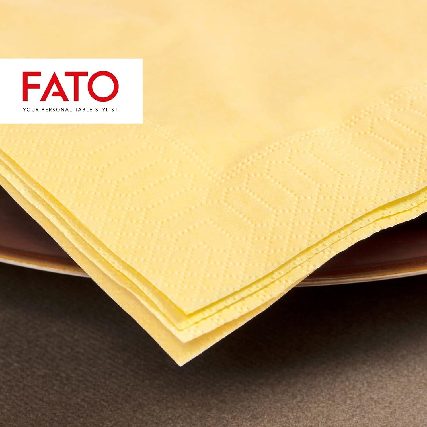 Fato - Servilletas de Papel Desechables, Ideales para Almuerzos Informales y Buffets, Paquete de 50 Servilletas, Tamaño 33X33, 4 Pliegues, 2 Capas, Color Champán, Papel 100% Pura Celulosa, FSC