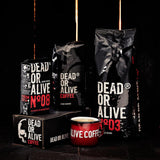 DEAD OR ALIVE Espresso No3 - Starke Espressobohnen 1kg - 100% Robusta - Kaffeebohnen für Kaffeevollautomat und Espressomaschine - Ganze Bohnen mit viel Koffein aus Italien - Café en grano