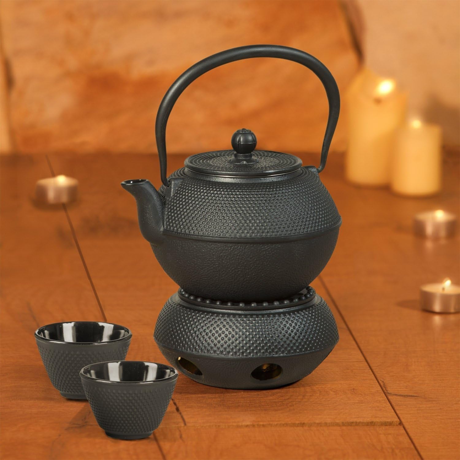 Juego de té tradicional de hierro fundido Dimono: tetera, calentador y 2 tazas de té.