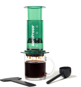 AeroPress Original Cafetera y Espresso, Cafetera Portátil Nivel Barista con Cámara, Émbolo y Filtros, Cafetera Rápida y Espresso