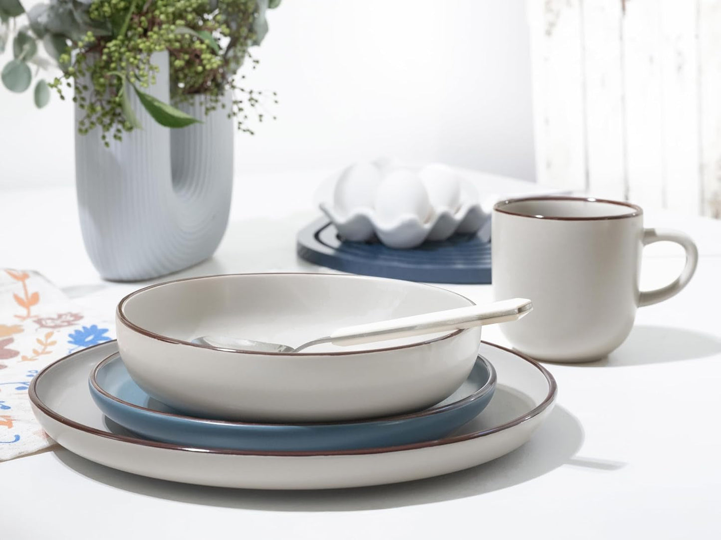 CreaTable, 21016, serie Modern Scandic Blue-Grey, juego de vajilla de 16 piezas, servicio combinado de porcelana, apto para lavavajillas y microondas, fabricación de calidad
