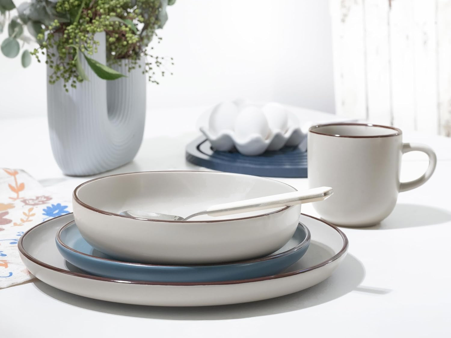 CreaTable, 21016, serie Modern Scandic Blue-Grey, juego de vajilla de 16 piezas, servicio combinado de porcelana, apto para lavavajillas y microondas, fabricación de calidad