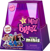 Muñecas Bratz Miniverse Y2K Nostalgia Flashback Minis de MGA de edición limitada - PAQUETE SORPRESA - 2 mini muñecas Bratz y vitrina - Gran regalo para niños y coleccionistas mayores de 6 años