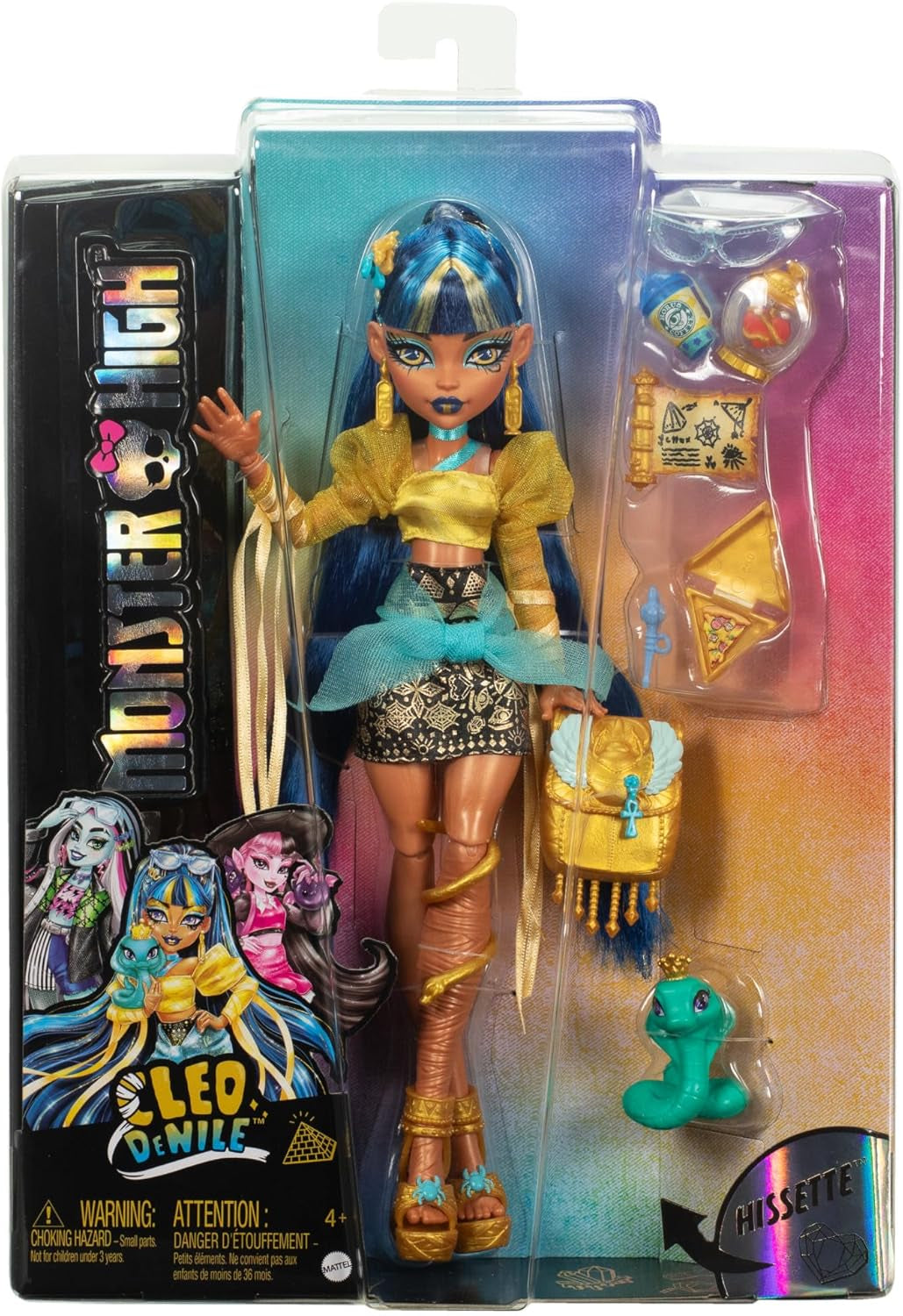 Muñeca Monster High Cleo De Nile con blusa dorada y falda a capas, incluye la cobra Hissette y accesorios como una mochila, un refrigerio y un rollo de papel higiénico, HXH74
