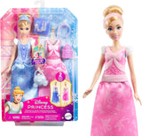 Muñeca de moda Mattel Disney Princess Toys Cenicienta con 2 conjuntos, 9 accesorios, 2 tops con clips y 2 faldas. Historias 2 en 1 inspiradas en la película de Disney, JCR95