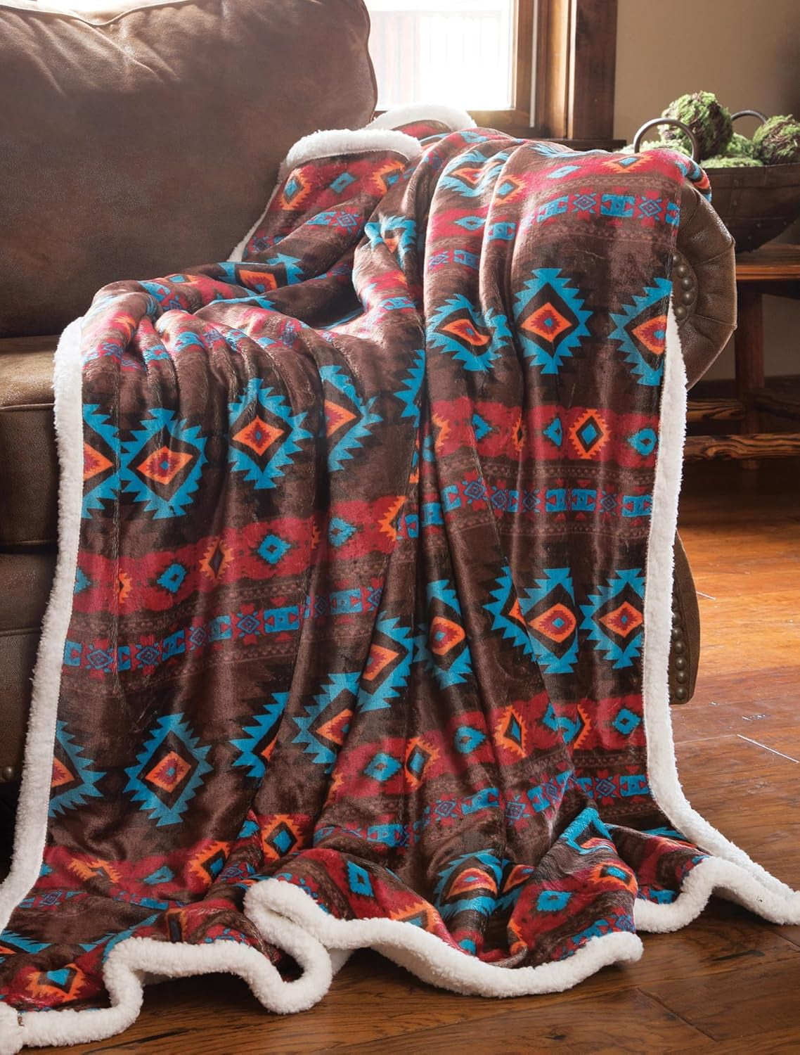 CARSTENS, INC. Manta Wrangler Ultra Premium, súper suave, forro polar Sherpa, de gran tamaño, 137,2 x 172,7 cm, camas y mantas Southwest Horizon Carstens, Inc.