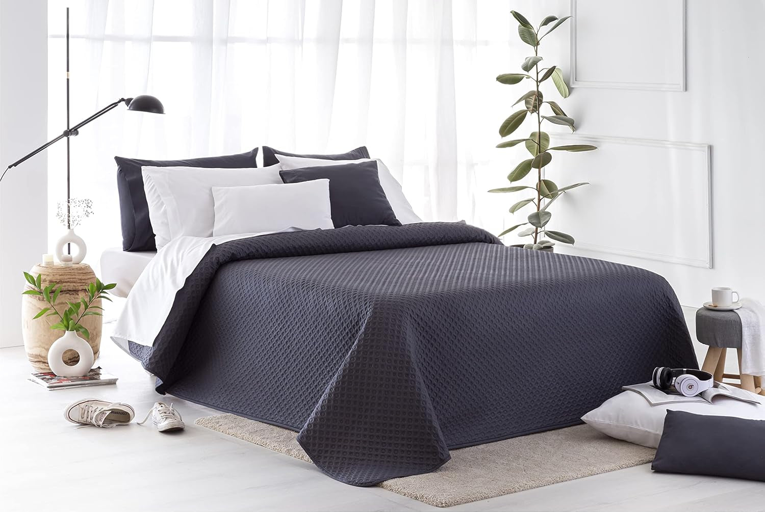 Todocama Fine Boutique Colcha con estampado de piqué, para primavera, verano, otoño e invierno, 100% microfibra súper suave, manta multifuncional, 140/150/160-250 X 260 cm, gris claro Camas y Mantas Besuche den Todocama-Store Gris oscuro 200 X 260 Cm