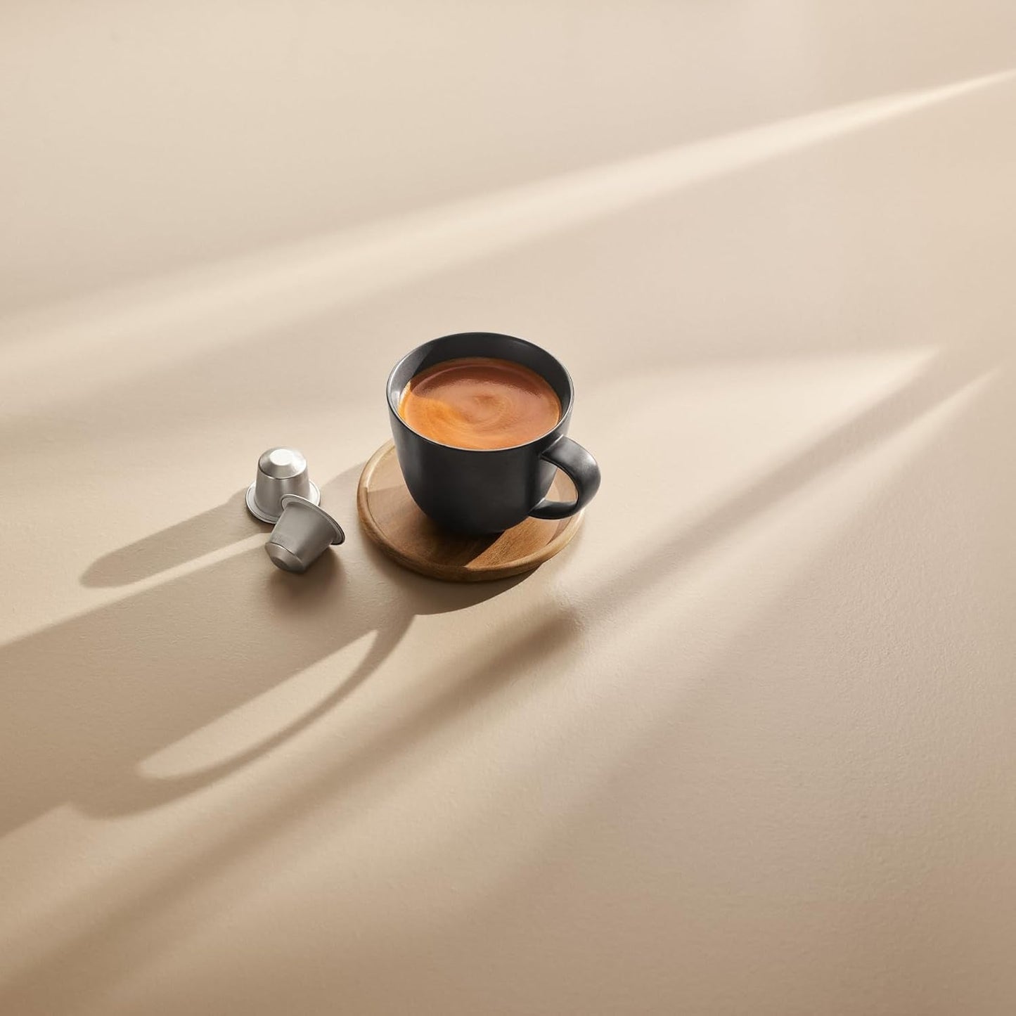 Melitta Barista Ristretto Kaffee-Kapseln 20 Stück je 5.5g, gemahlen, in Portionskapseln for Nespresso*-Maschinen, Vollmundig, Noten von dunkler Schokolade