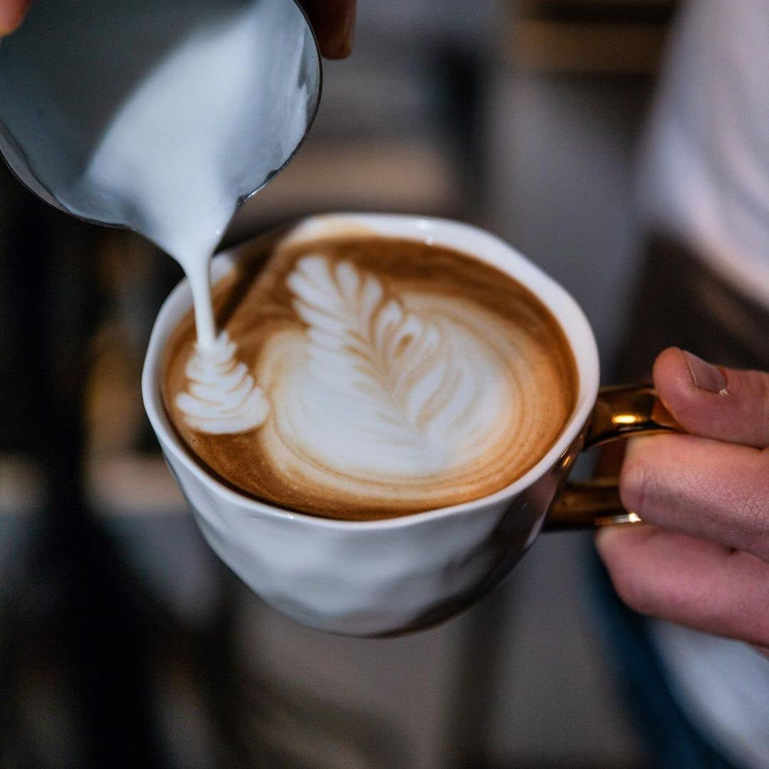 Espresso N°10 de Coffee858 - Mezcla de espresso fuerte y picante, compuesta por 70% de granos de Arábica de Brasil y 30% de Robusta (1000g)