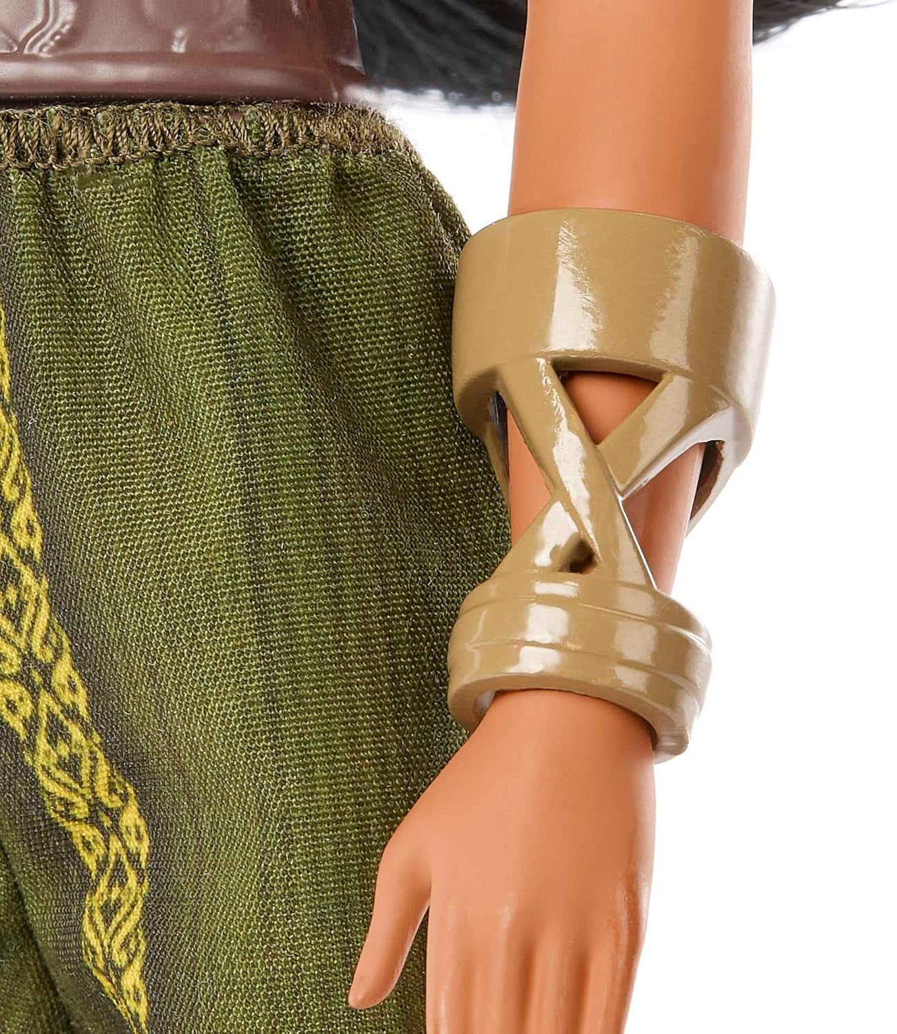 Mattel Disney Toy Raya Muñeca articulada con ropa y accesorios Regalo inspirado en la película de Disney para niños HLX22