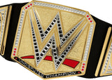 Mattel Mattel Cinturón de campeonato de la WWE, disfraz y juego de rol del campeonato universal de la WWE indiscutible, aprox. Cinturón De Piel Sintética De 100 Cm De Largo Con Ajuste Exclusivo, HYJ35 Figuras De Acción Naty Shop