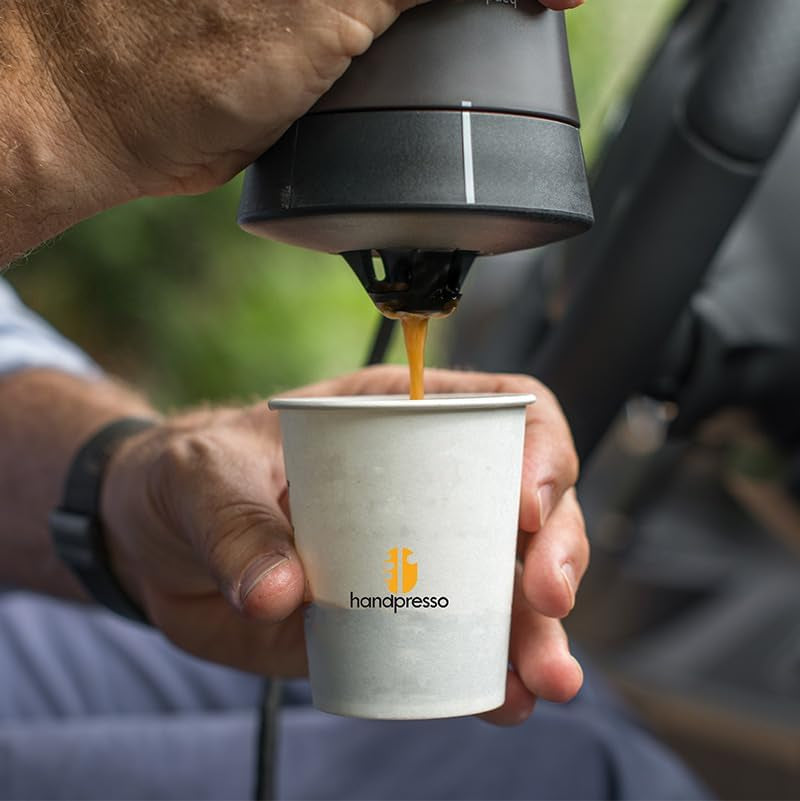 Handpresso - Handcoffee Auto 21000 | Máquina de café expreso para automóvil de 12 V - Máquina de café expreso de 12 voltios para automóviles | Cafetera espresso Senseo Pad para coches - Cafetera espresso de viaje de 12 V | Cafetera espresso de 12 voltios para autocaravanas