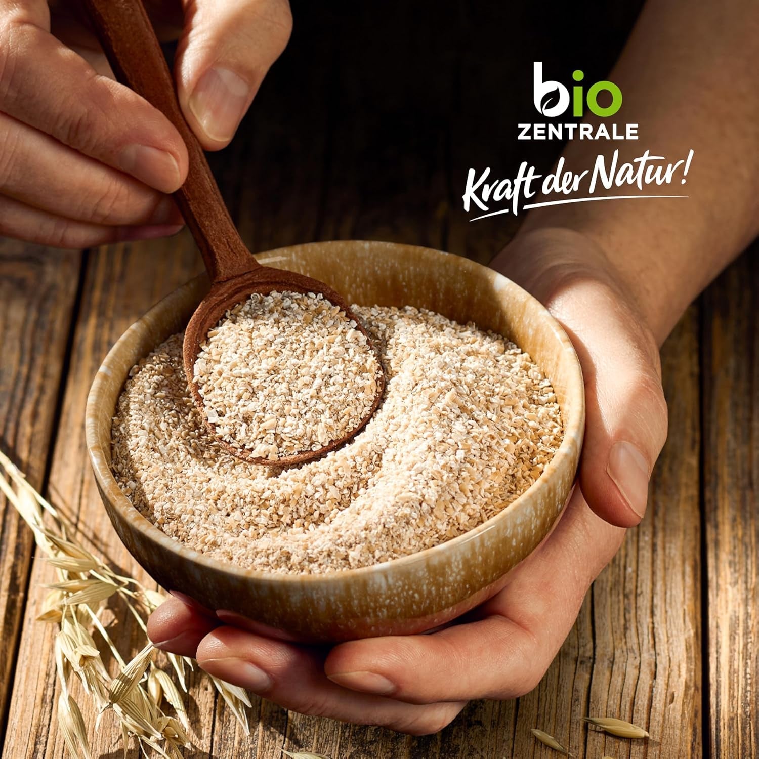 Salvado de avena ecológico Biocentral 1 kg | Paquete ventajoso | Fuente de proteína alta en fibra | Naturalmente vegano | De la agricultura de la UE | Bajo contenido de azúcar