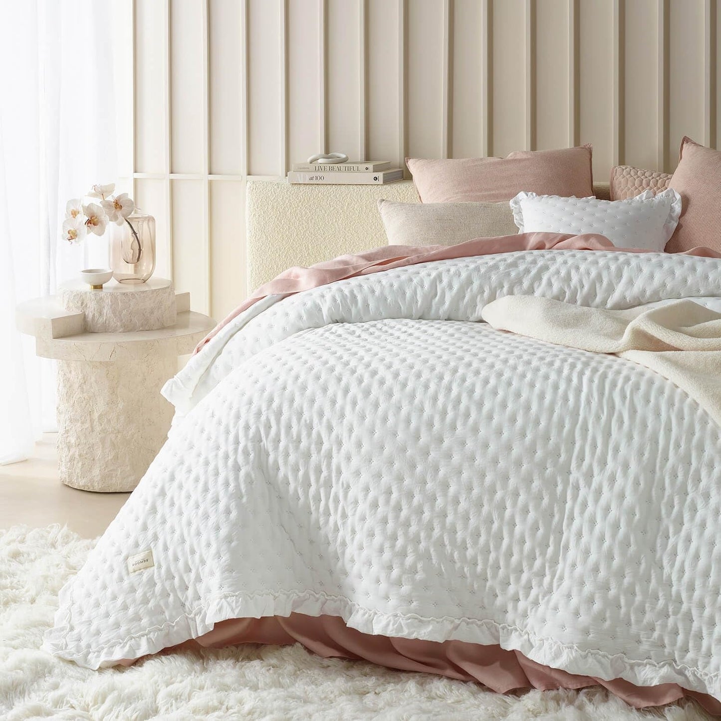 ROOM99 Colcha Molly Elegante en Blanco 240 X 260 Cm Colcha Versátil como Colcha o Manta de Sofá para Cama y Sofá Estilo Manta Ideal como Colcha Camas y Mantas Beuche den ROOM99-Store