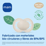 Chupete MAM a partir de 6 meses con tetina simétrica, plano y flexible, silicona suave, fácil de usar, con caja autoesterilizable, Original, Celeste, 2 piezas