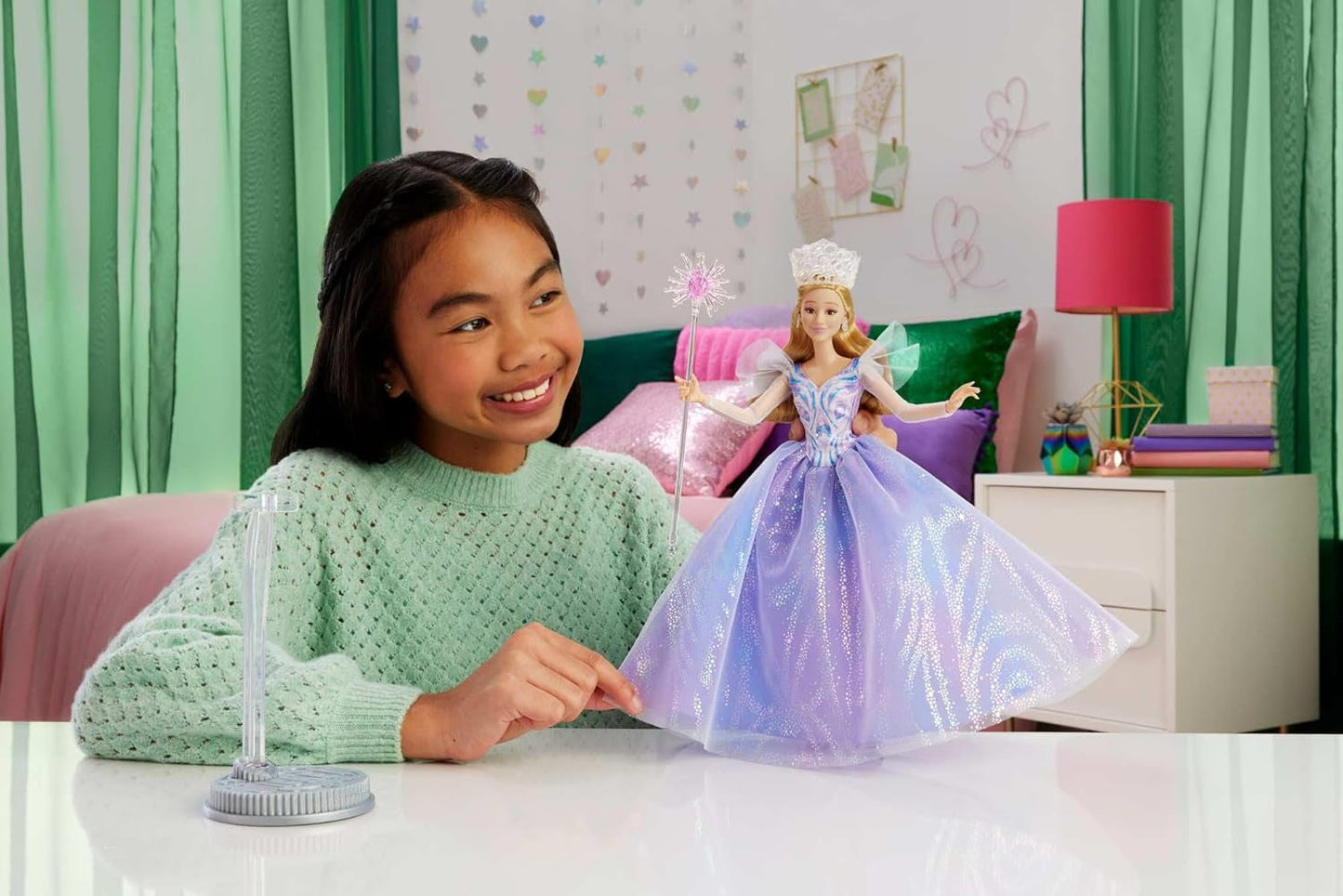 Mattel Wicked: Parte 2 de Universal Pictures Glinda Deluxe Doll con atuendo desmontable y 3 accesorios, inspirada en la película, JFM13, [Multicolor]