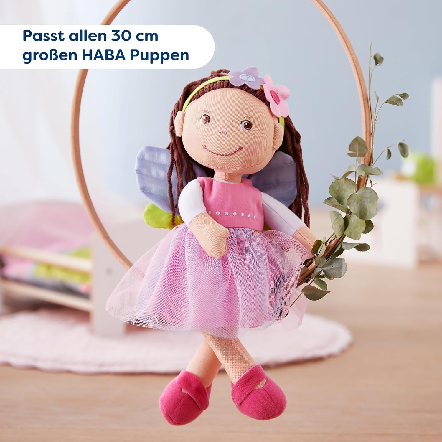 HABA Ropa para muñecas Fairy Magic - Juego de 2 piezas para muñecas de 18 meses en adelante (30 cm) - Vestido de tul con alas, diadema de flores incluida - 1306243001