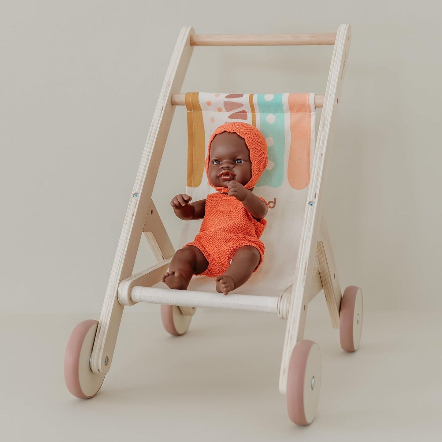 Muñeco Miniland Baby, niño africano, 32 cm, anatómicamente correcto