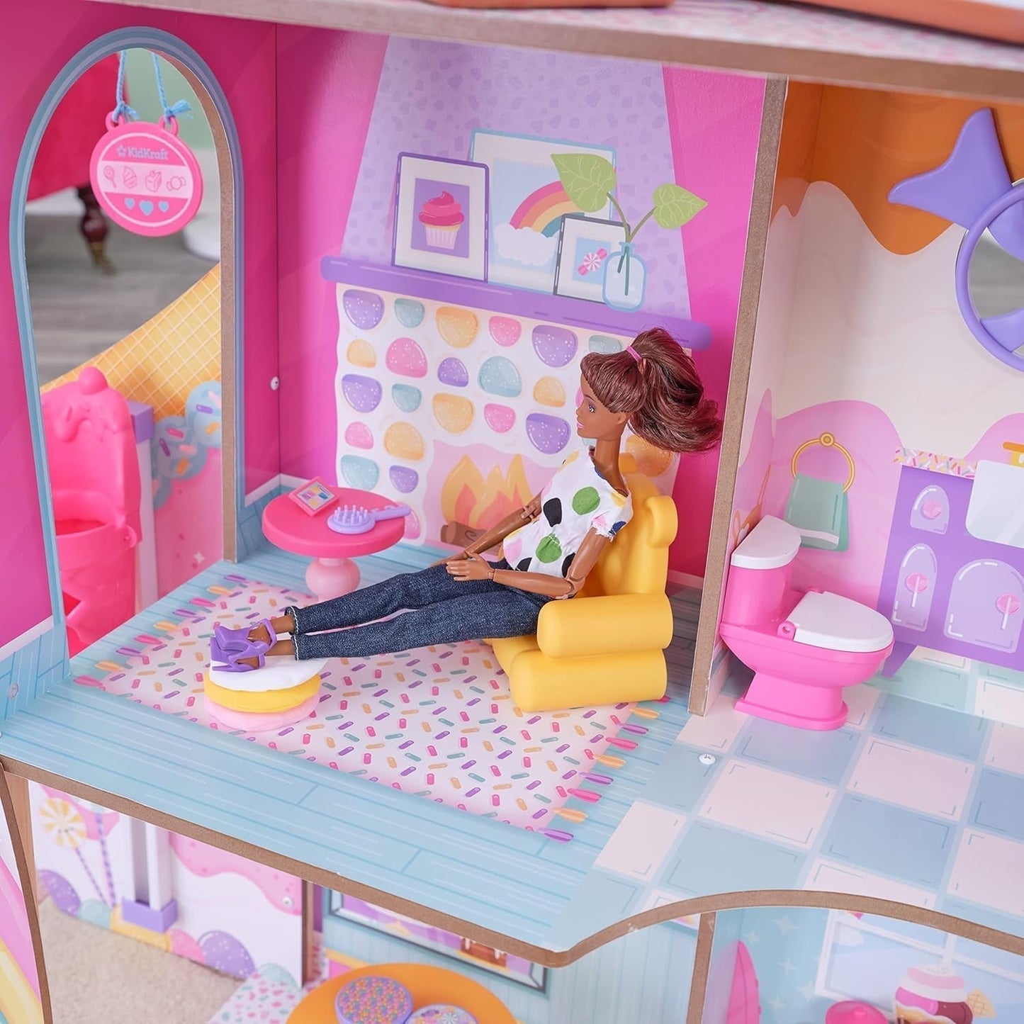 Kidkraft Casa de Muñecas Candy Castle de Madera con Muebles y Accesorios, Casa con Figura de Unicornio Llama, Elevador de Tartas Helado y Silla de Goma para Muñecas, Juguete para 3 años, 20242 Naty Shop Casas de Muñecas