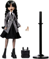 Muñeca Monster High Wednesday y Accesorios Figura Coleccionable Wednesday Addams en Uniforme de Nevermore Academy con Mano Fría y Mochila Soporte para Muñecas HXJ04 Naty Shop Muñecas