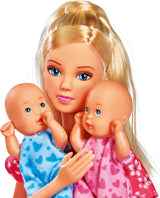 Simba 105730211 - Steffi Love Nanny, con dos bebés, portabebés y silla de auto, accesorios, muñeca disfrazada, 29 cm, para niños a partir de 3 años