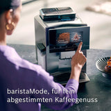 Cafetera espresso automática Siemens EQ900, pantalla grande TFT a color, 2 recipientes de granos, 36 bebidas frías y calientes, café frío, súper silenciosa, función dos tazas, control mediante aplicación, acero inoxidable, TQ907D03
