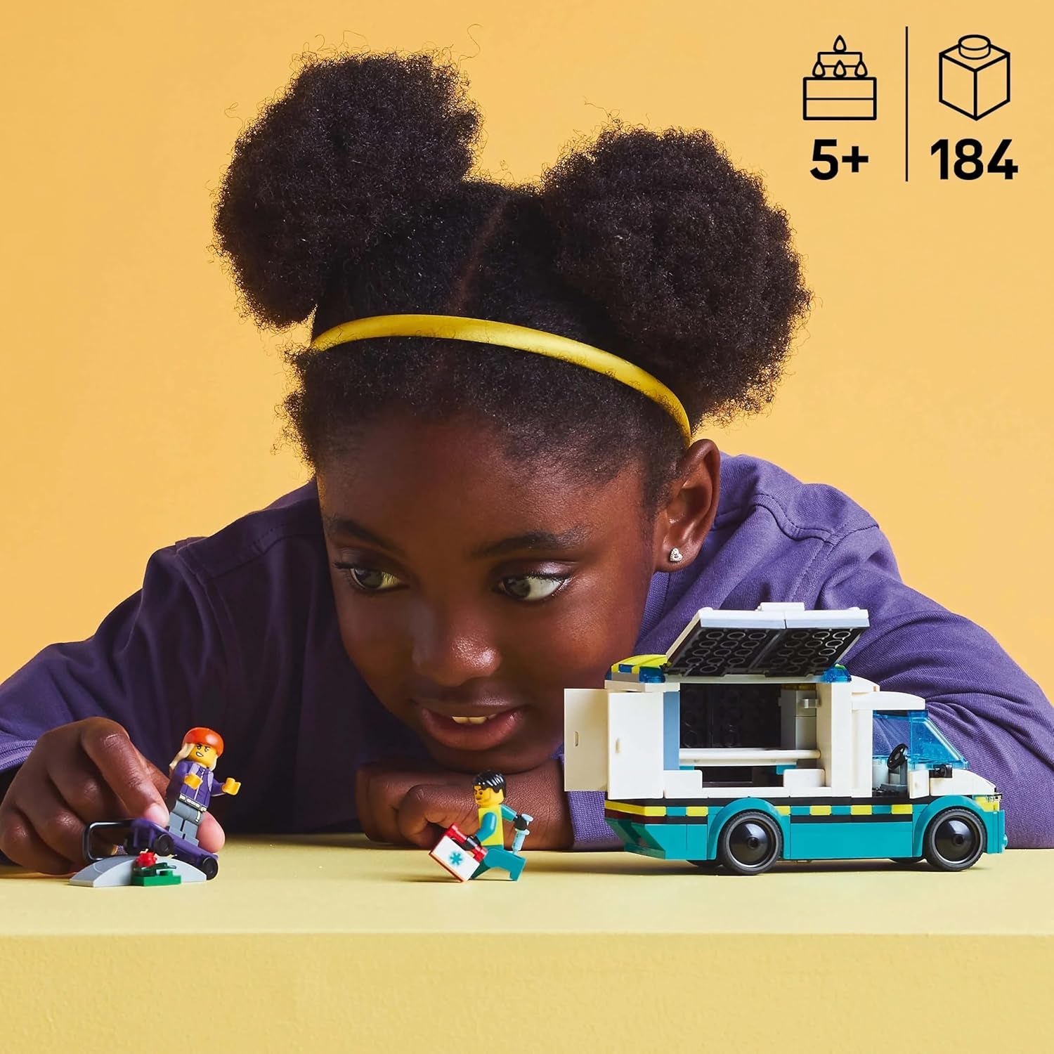 Ambulancia LEGO City - juguete con 2 minifiguras (patinador y conductor) - juguete educativo para niños y niñas a partir de 5 años - ideas para regalos de cumpleaños y fiestas 60451 Juegos de construcción Besuche den LEGO-Store