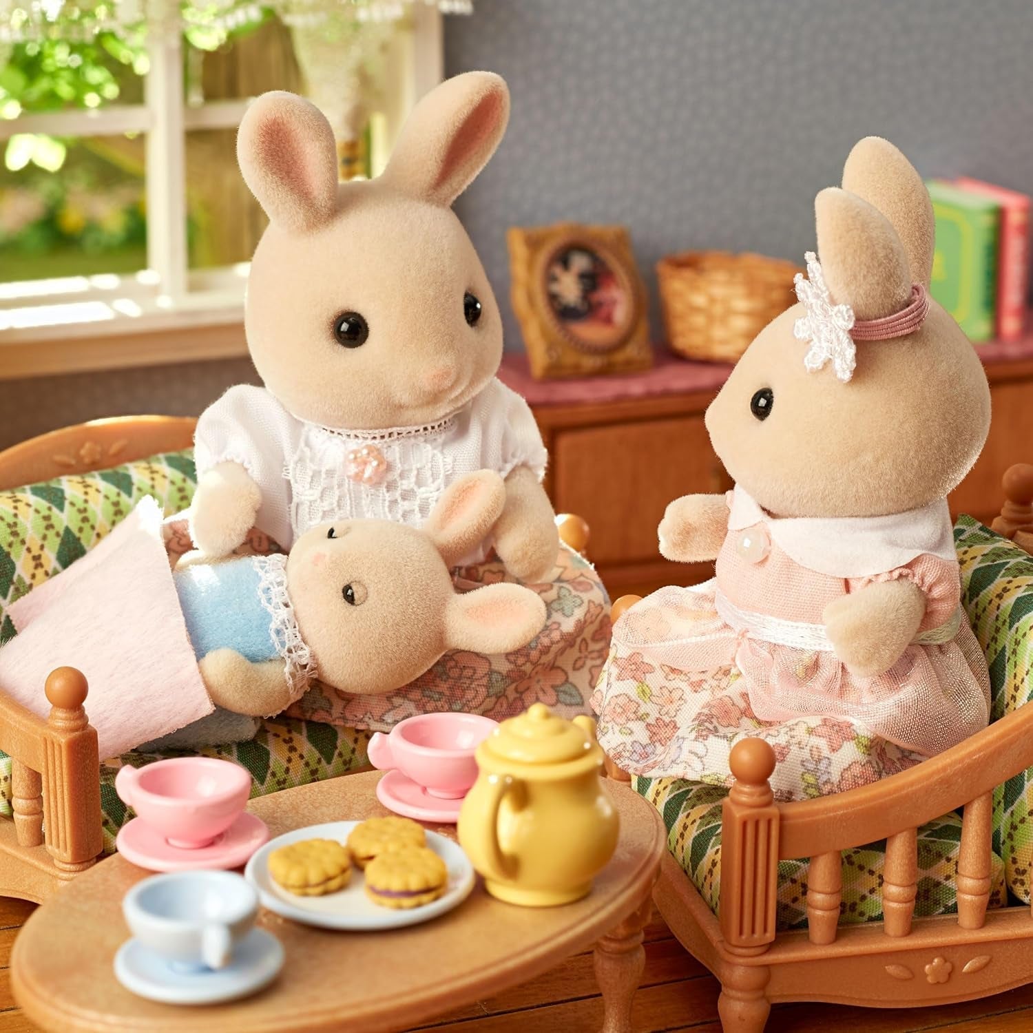Sylvanian Families L5706 Familia Conejos de Leche - Figuras casa de muñecas Naty Shop Muñecas