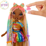 Muñeca Rainbow High Hair Chalk & Styling - Meline - Muñeca de 28 cm con tiza para el cabello lavable arco iris y oro, colorear, peinar, jugar, enjuagar y repetir, para niños de 4 a 12 años