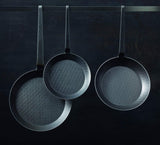 RÖSLE Sartén de Hierro Forjado Serie 1888, Alta Calidad, Borde Alto para Patatas Fritas Crujientes y Carne Asada Rápidamente, Apta para Grill y Ollas y Sartenes de Inducción Naty Shop