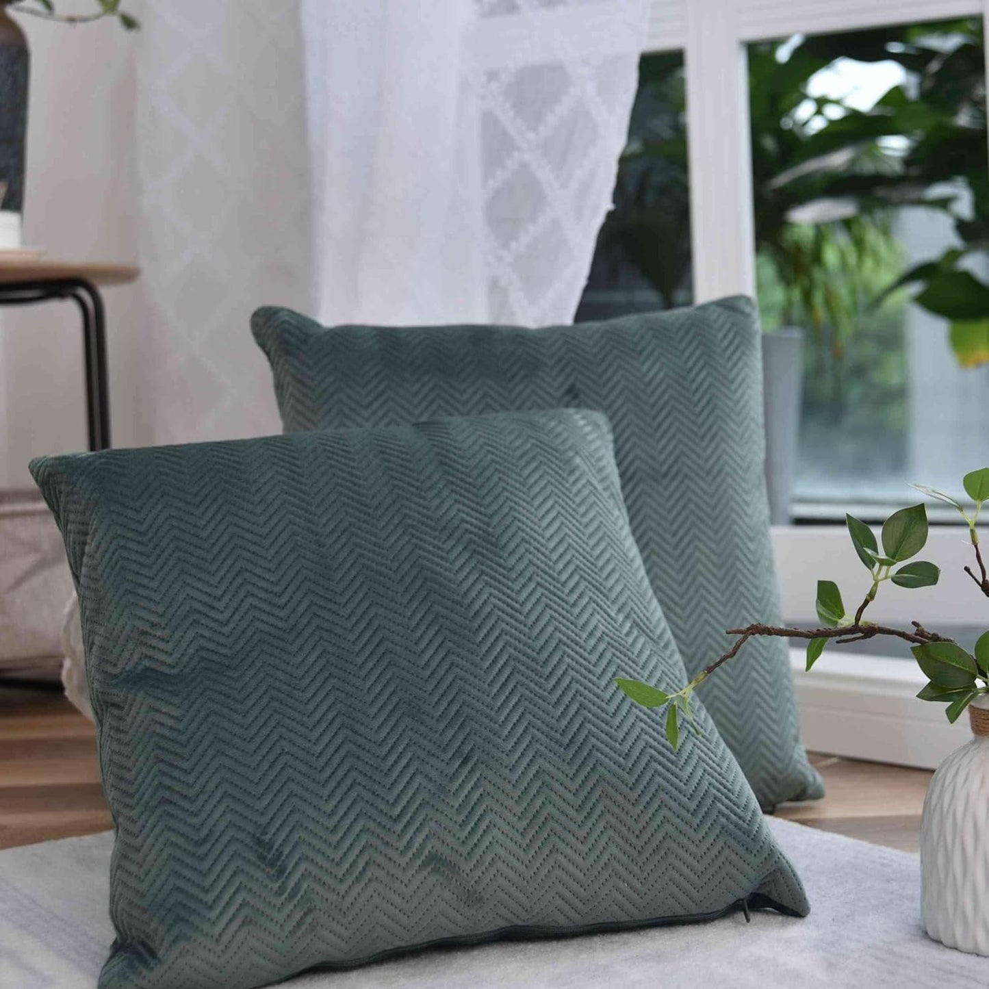 Almohada tipo caja para cortina Almohada decorativa L x A 45X45 cm Jacquard verde "Greta" con diseño de espiga Cuidado fácil Cierre de cremallera Relleno suave 320G - Variedad de colores, 2023510 Almohadas de viaje Naty Shop