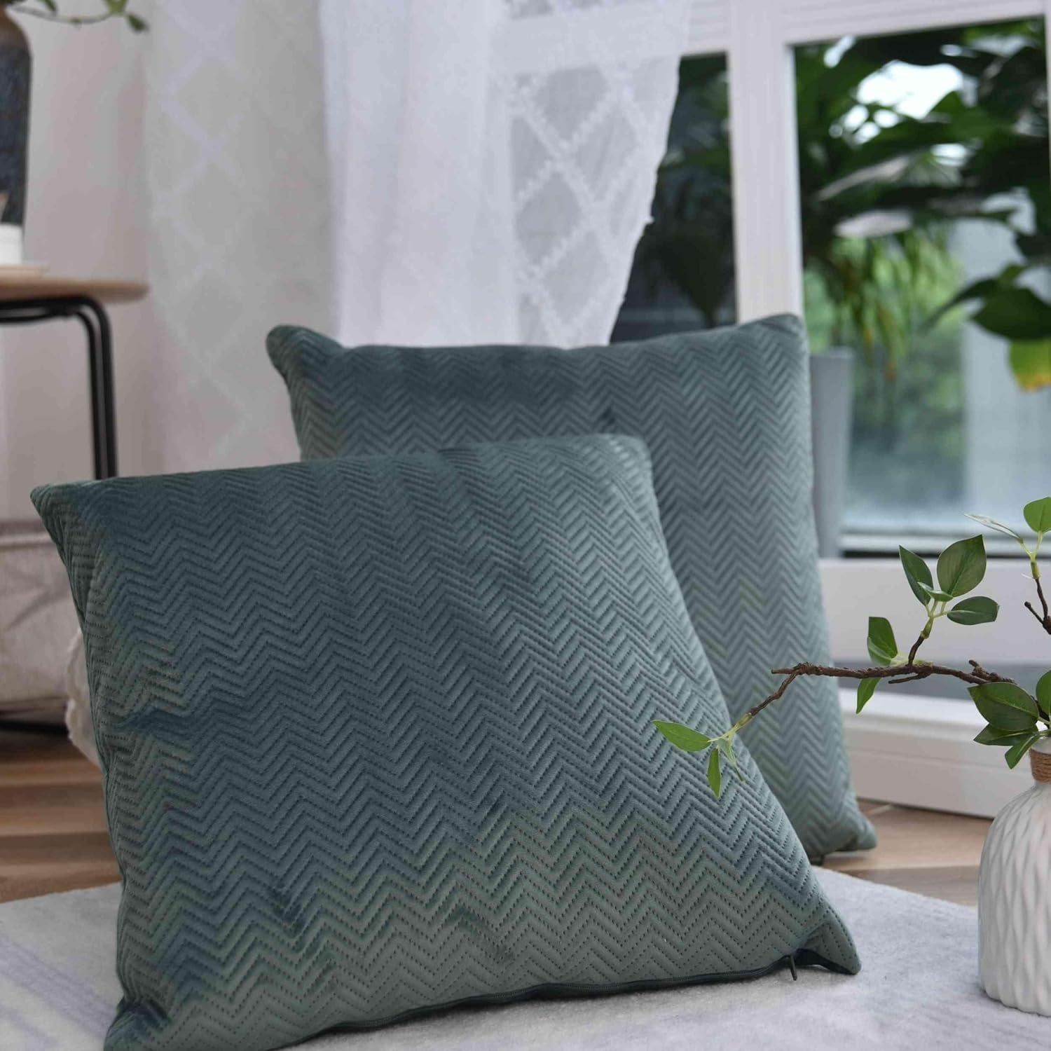Almohada tipo caja para cortina Almohada decorativa L x A 45X45 cm Jacquard verde "Greta" con diseño de espiga Cuidado fácil Cierre de cremallera Relleno suave 320G - Variedad de colores, 2023510 Almohadas de viaje Naty Shop