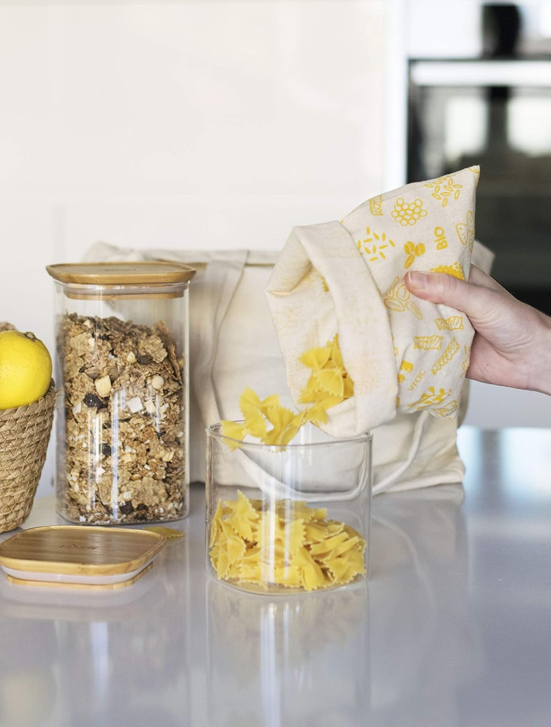 Set de 3 Recipientes de Vidrio Cuadrados con Tapa de Bambú - 800ml, Vidrio Borosilicato, Bambú, Silicona, Natural, 11 x 11 x 11 cm Cajas para Conservar Alimentos Naty Shop