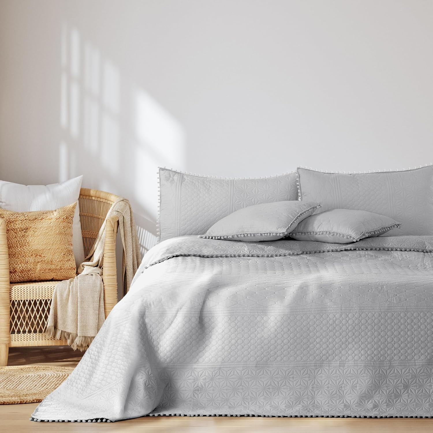 Ameliahome Colcha con pompones 220X240 Cm Colcha de doble cara Acolchado ultrasónico Poliéster Meadore Gris Camas y mantas Besuche den AmeliaHome-Store Meadore plata 170X210 Cm