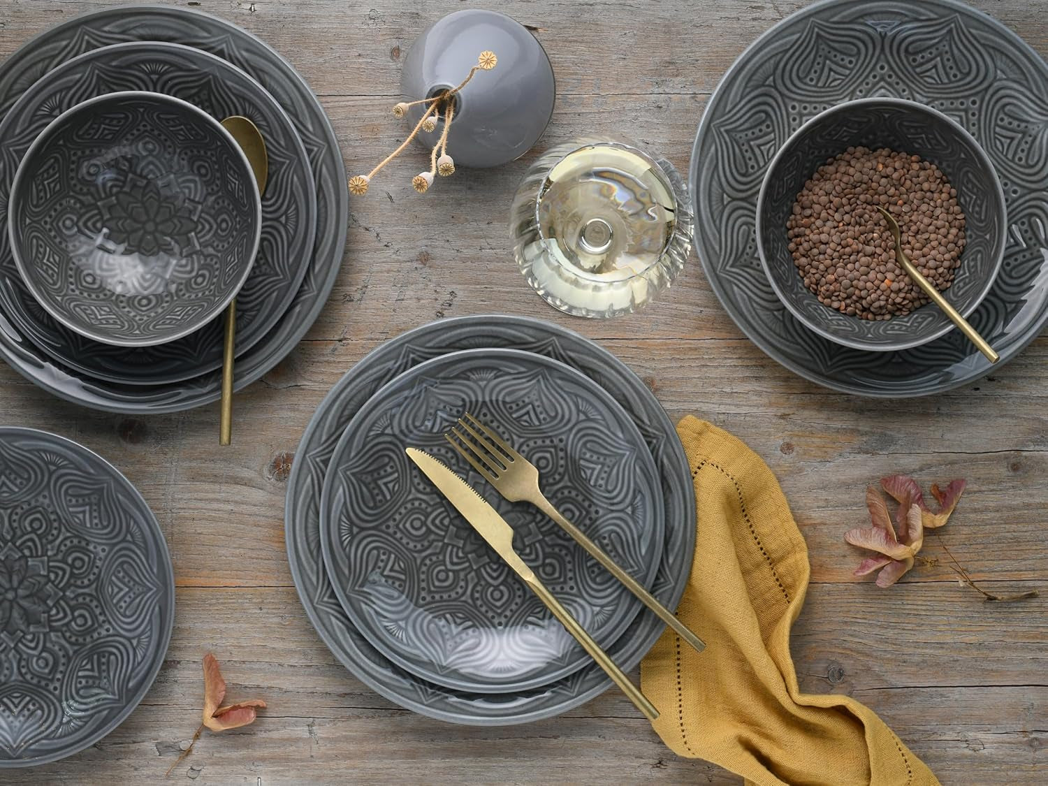 CreaTable, 21627, Serie Orient Mandala, Vajilla de 18 Piezas, Juego de Platos de Porcelana, Apto para Lavavajillas y Microondas, Fabricado en Europa