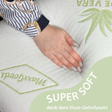 Maxxgoods Almohada Ortopédica Almohada de Espuma de Gel Visco con Funda Protectora de Aloe Vera y Funda Interior 100% Algodón - Almohada para Dormir boca abajo, boca arriba y de lado (42 cm x 70 cm x 12 cm) Almohadas ortopédicas cervicales Naty Shop
