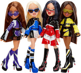 Bratz Scorchin' Cloe: incluye 1 muñeca de moda con atuendo y accesorios, muñecas inspiradas en los deportes de motor, lindo juguete para niñas
