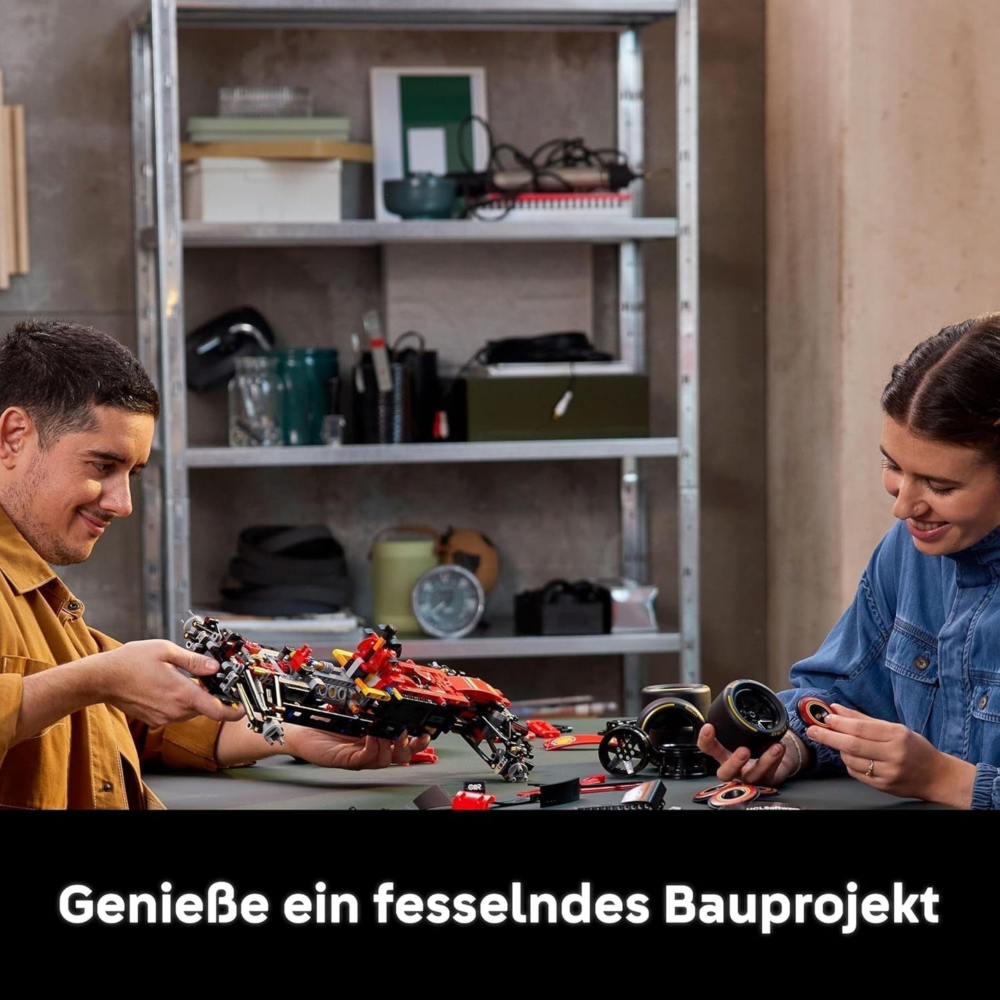 LEGO Technic Ferrari SF-24 F1 Race Car - Maqueta de coche para adultos - Set coleccionable de Fórmula 1 - Motor V6, caja de cambios, dirección y DRS en escala 1:8 - Regalo para los amantes de los deportes de motor y los coches de carreras 42207 Juegos de construcción Beuche den LEGO-Store