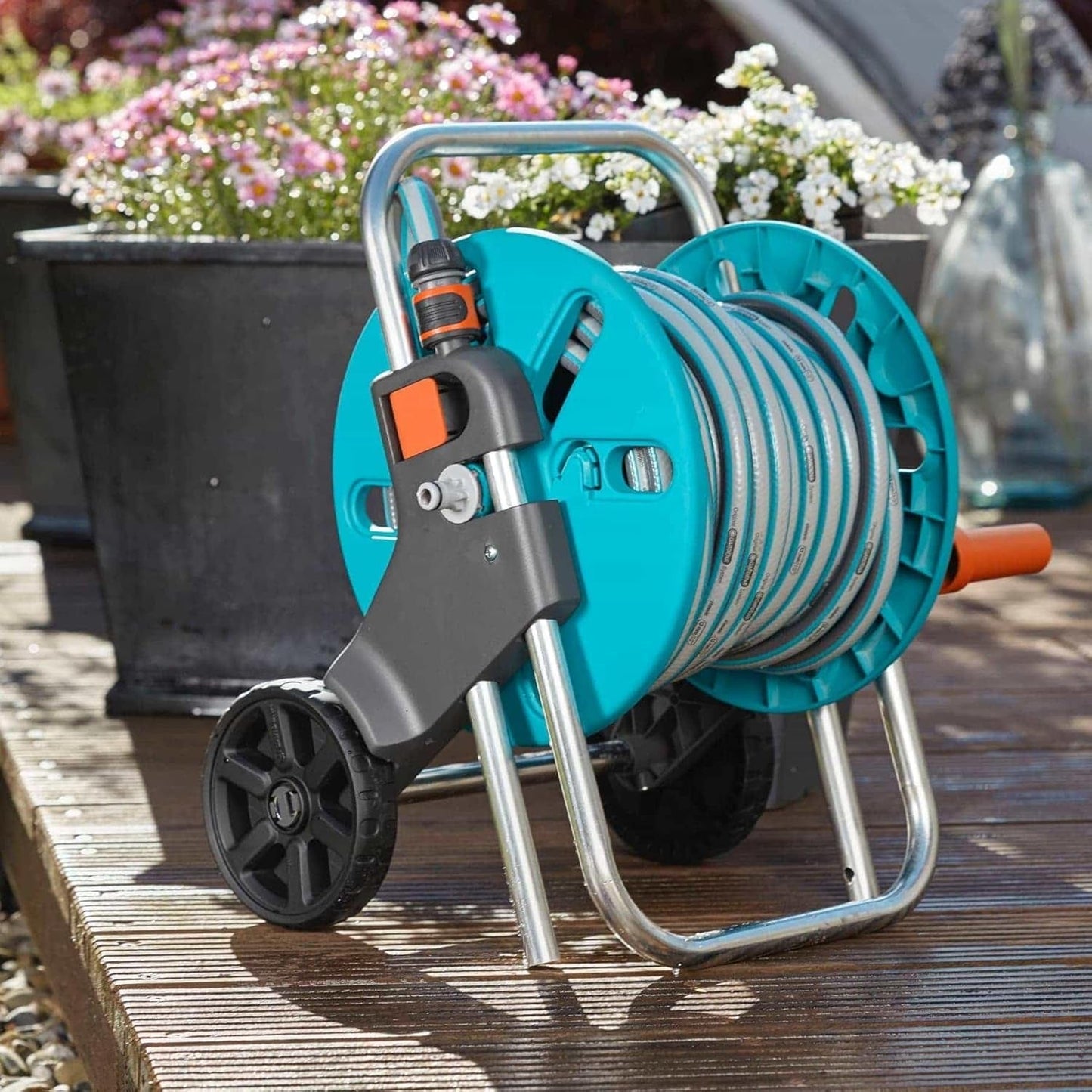 Carro portamangueras GARDENA CleverRoll S, carrete para mangueras, almacenamiento compacto (18500-20)
