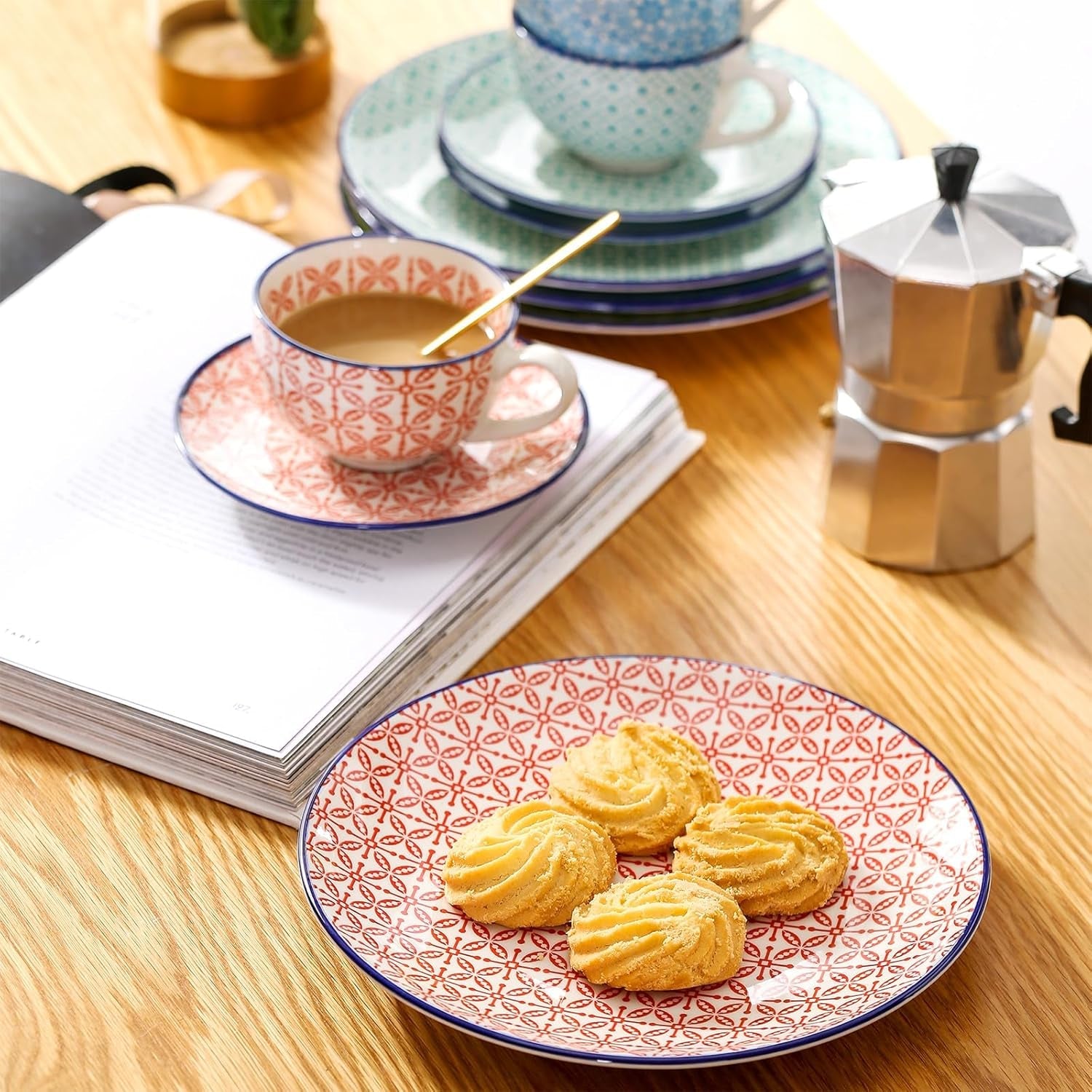 Vancasso Juego de café de Porcelana Macaron, 12 Piezas, Servicio de café Colorido para 4-12 Personas, Juego de Tazas, Incluye Tazas de café, platillos y Platos de Postre