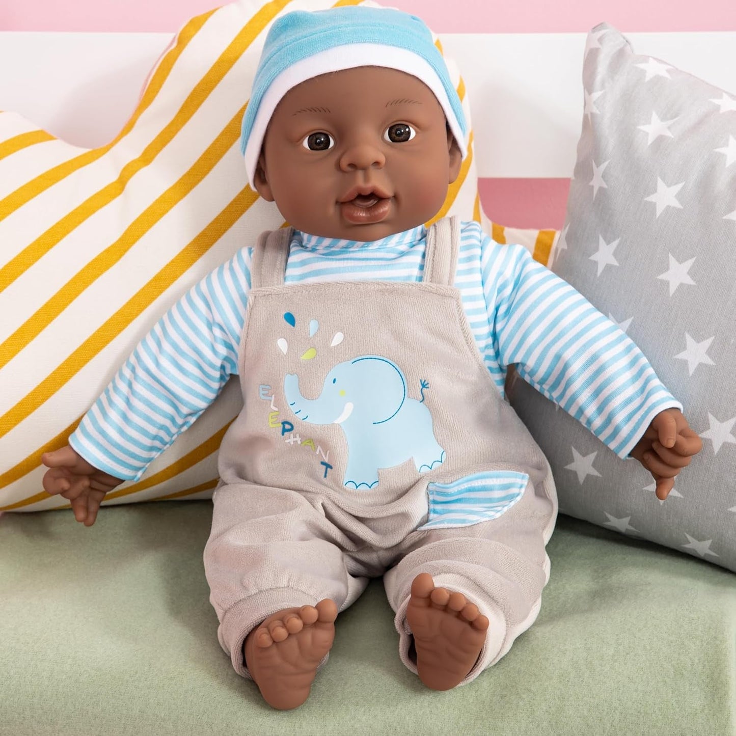 Bayer Design 94001AH Muñeco Bebé Interactivo, Niño, Habla, Cuerpo Blando, 40cm, Cuero Oscuro, Azul